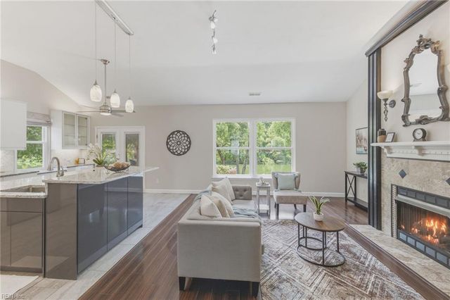 2829 Livingston LOOP, Virginia Beach, VA 23456