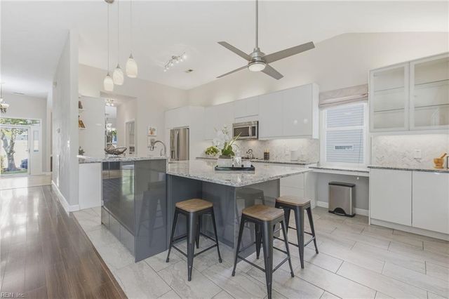 2829 Livingston LOOP, Virginia Beach, VA 23456