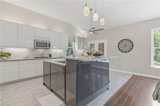 2829 Livingston LOOP, Virginia Beach, VA 23456