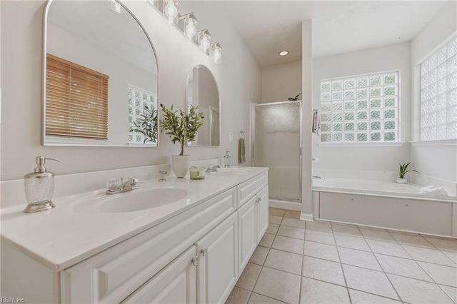 2829 Livingston LOOP, Virginia Beach, VA 23456
