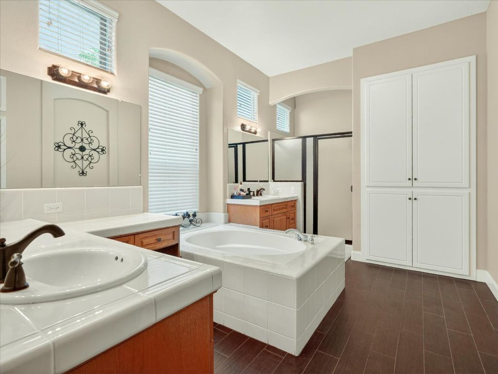 Image 27 of property listing at 2927 Browning Avenue, Clovis, CA 93611