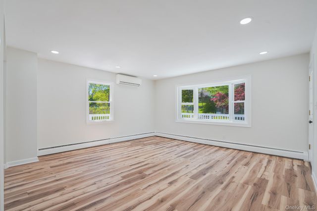 301 Mountain Avenue, Monroe, NY 10950