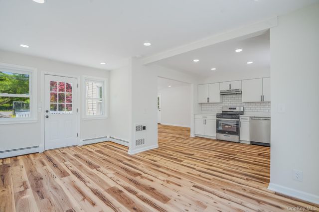 301 Mountain Avenue, Monroe, NY 10950