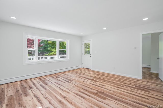 301 Mountain Avenue, Monroe, NY 10950