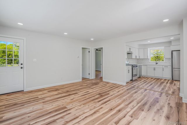 301 Mountain Avenue, Monroe, NY 10950