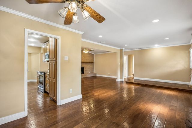 2010 Custer Parkway, Richardson, TX 75080