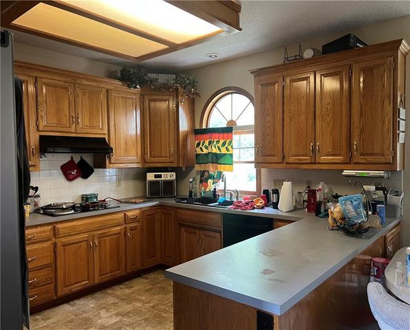 5110 Willow Avenue, Kansas City, MO 64133