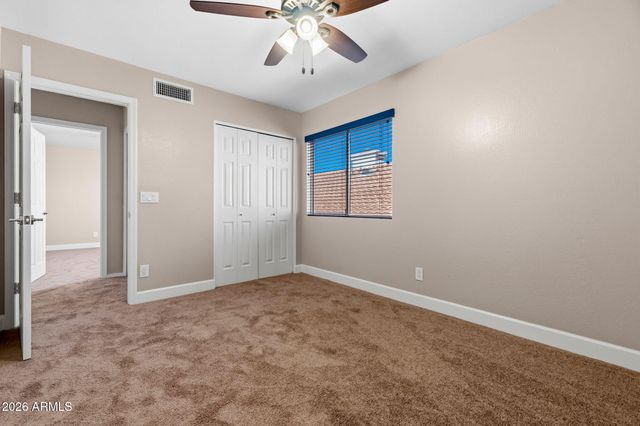 1210 E AMBERWOOD Drive, Phoenix, AZ 85048