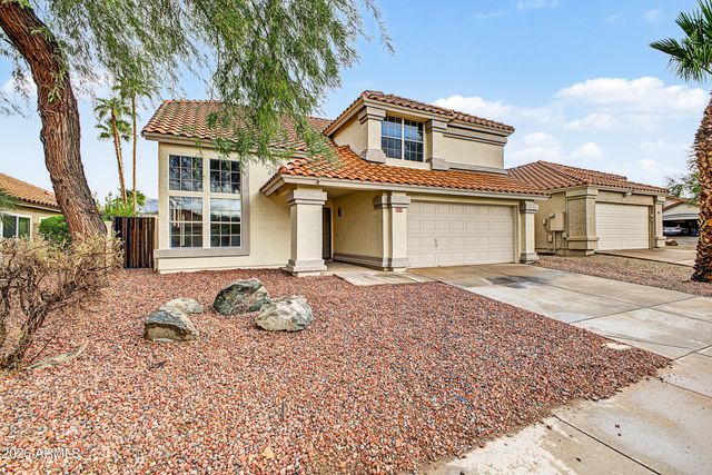 1210 E AMBERWOOD Drive, Phoenix, AZ 85048