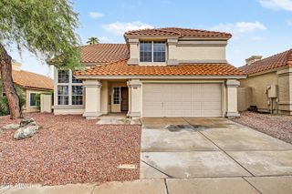 1210 E AMBERWOOD Drive, Phoenix, AZ 85048