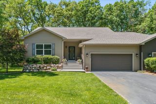 9470 Sassafras Trail, Portage City, MI 49002