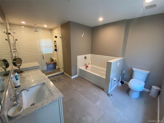 4 Harrison Avenue, East Setauket, NY 11733
