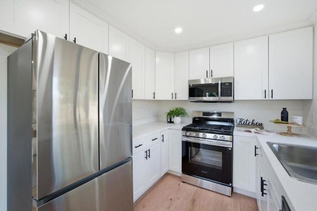 560 Biscayne Court, Morgan Hill, CA 95037