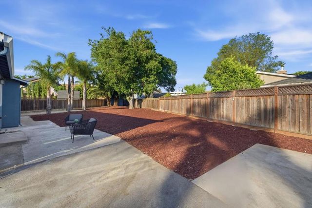 560 Biscayne Court, Morgan Hill, CA 95037