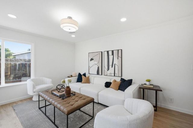 560 Biscayne Court, Morgan Hill, CA 95037