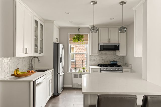 66 Overlook Ter Apt 7K, New York City, NY 10040