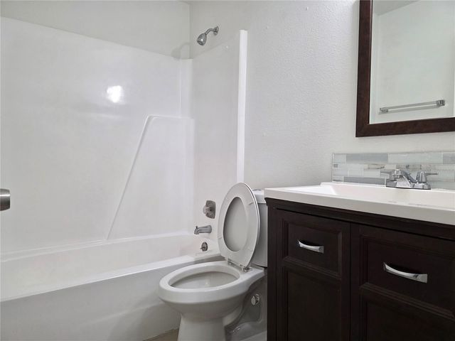 17511 BRANDYWINE DRIVE, Lutz, FL 33549