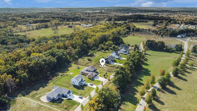 5824 Trail Side Lane, Whitmore Lake, MI 48189