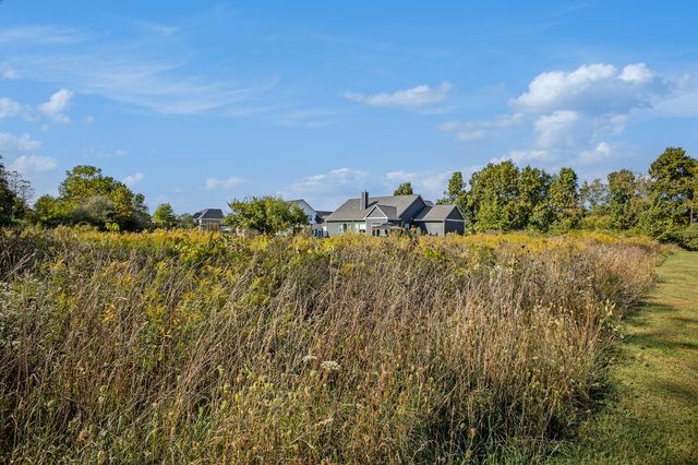 5824 Trail Side Lane, Whitmore Lake, MI 48189