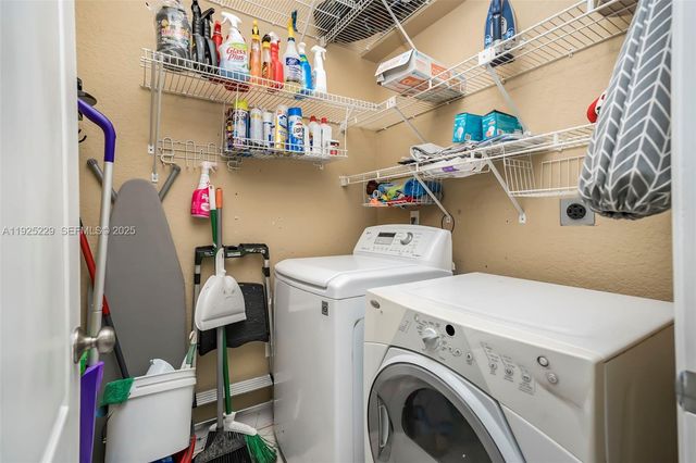 3808 SW 165th Ter, Miramar, FL 33027