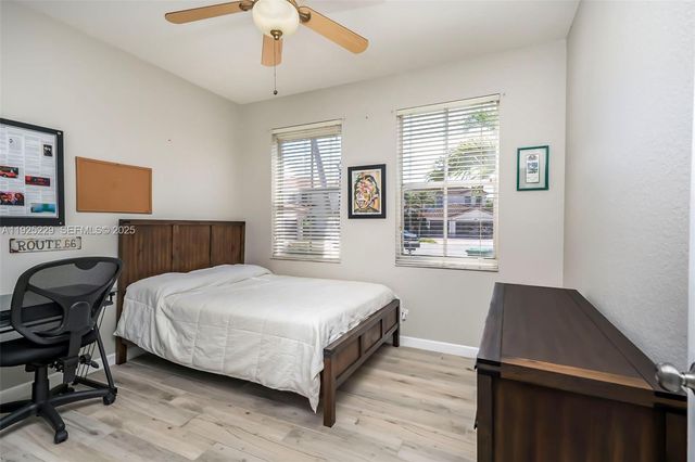 3808 SW 165th Ter, Miramar, FL 33027