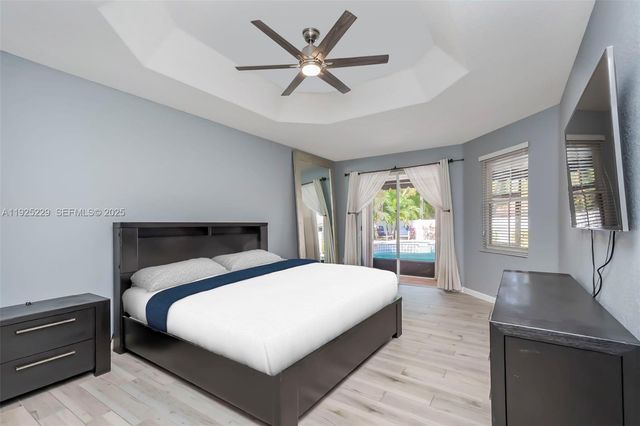 3808 SW 165th Ter, Miramar, FL 33027