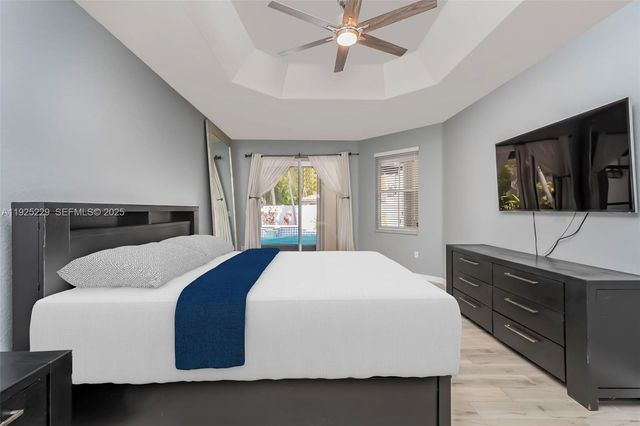 3808 SW 165th Ter, Miramar, FL 33027