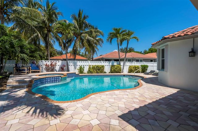 3808 SW 165th Ter, Miramar, FL 33027