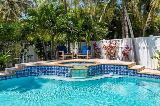 3808 SW 165th Ter, Miramar, FL 33027