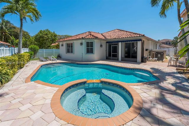 3808 SW 165th Ter, Miramar, FL 33027