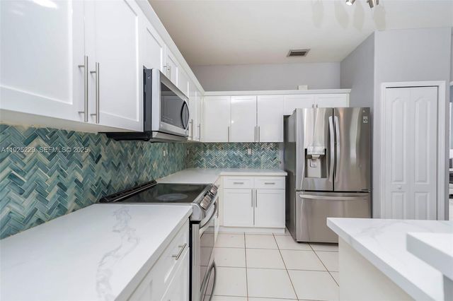 3808 SW 165th Ter, Miramar, FL 33027