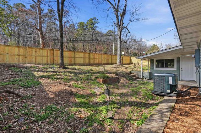 1700 Lilac Circle, Little Rock, AR 72202