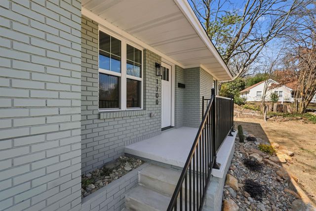 1700 Lilac Circle, Little Rock, AR 72202