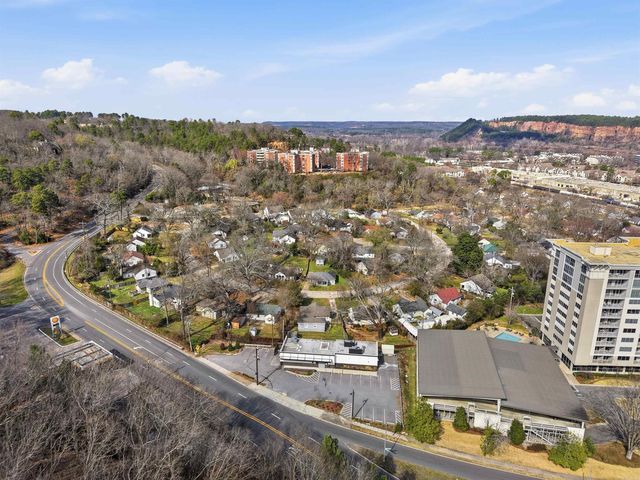 1700 Lilac Circle, Little Rock, AR 72202