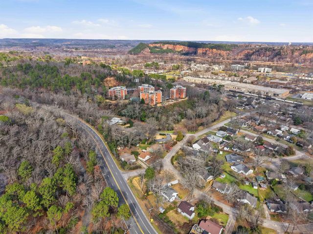 1700 Lilac Circle, Little Rock, AR 72202