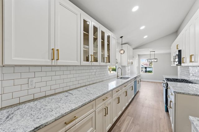 1700 Lilac Circle, Little Rock, AR 72202