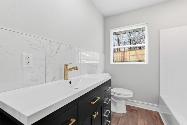 1700 Lilac Circle, Little Rock, AR 72202