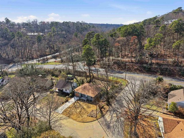 1700 Lilac Circle, Little Rock, AR 72202