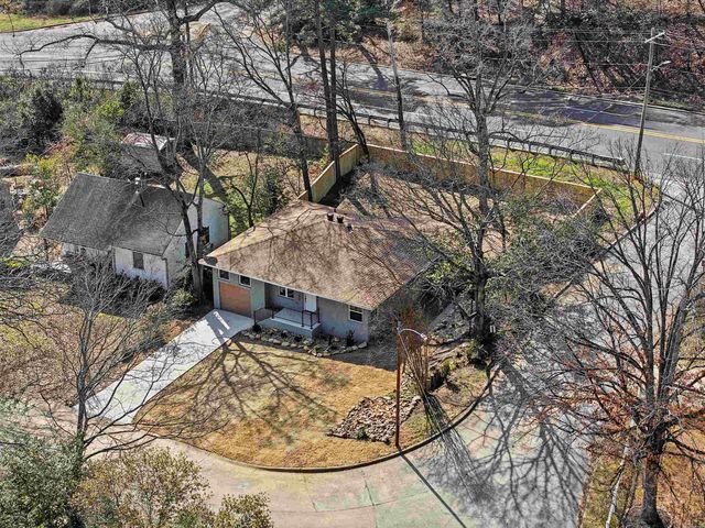 1700 Lilac Circle, Little Rock, AR 72202