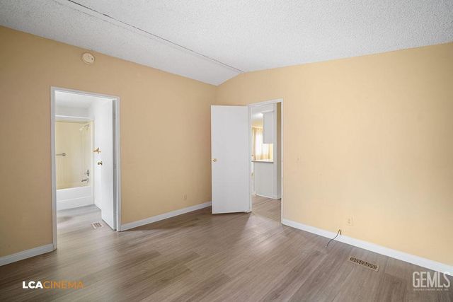 214 Par Lane, Bakersfield, CA 93308