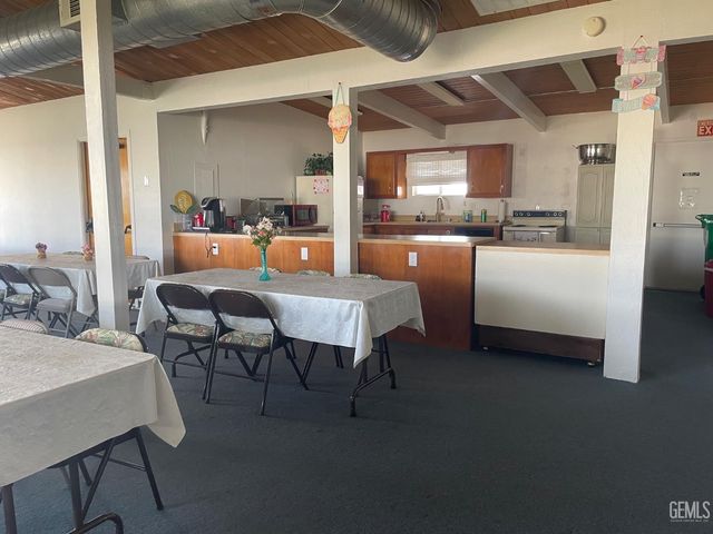 214 Par Lane, Bakersfield, CA 93308