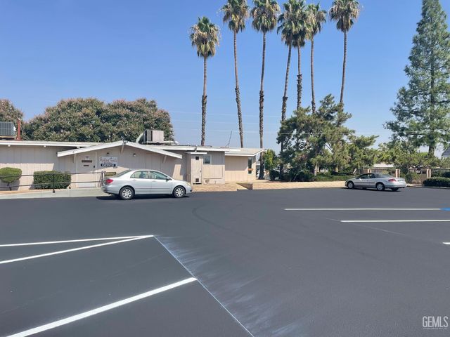 214 Par Lane, Bakersfield, CA 93308