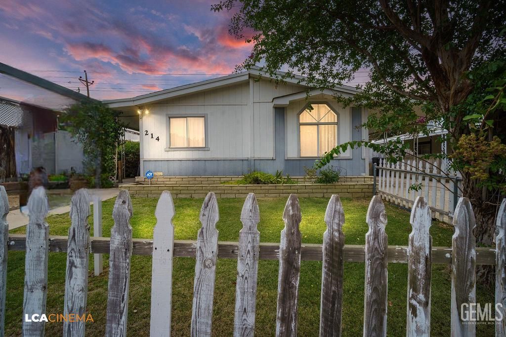 214 Par Lane, Bakersfield, CA 93308