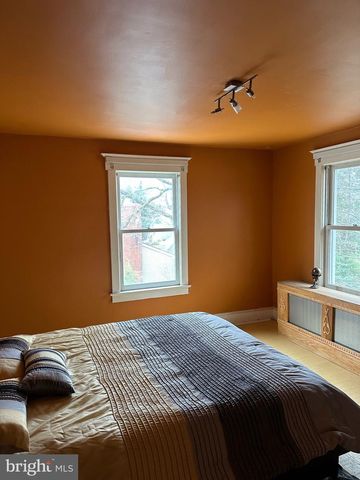 220 EDINBURG RD, Hamilton, NJ 08619