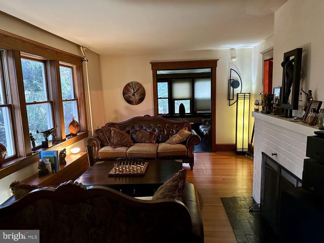 220 EDINBURG RD, Hamilton, NJ 08619