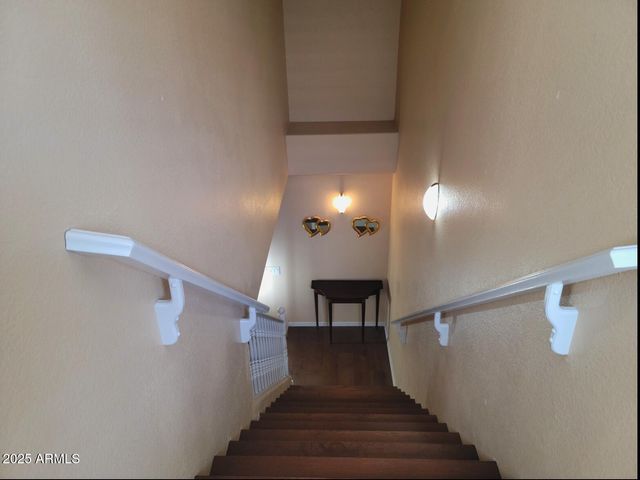 3060 E HOPE Street, Mesa, AZ 85213