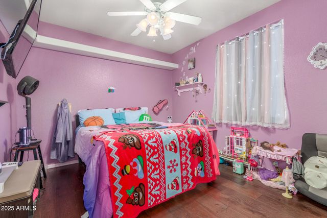 3060 E HOPE Street, Mesa, AZ 85213