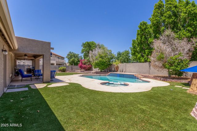 3060 E HOPE Street, Mesa, AZ 85213