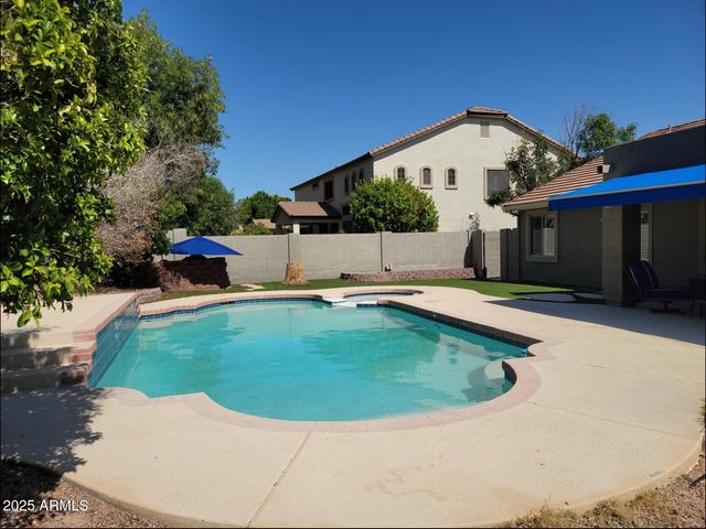 3060 E HOPE Street, Mesa, AZ 85213