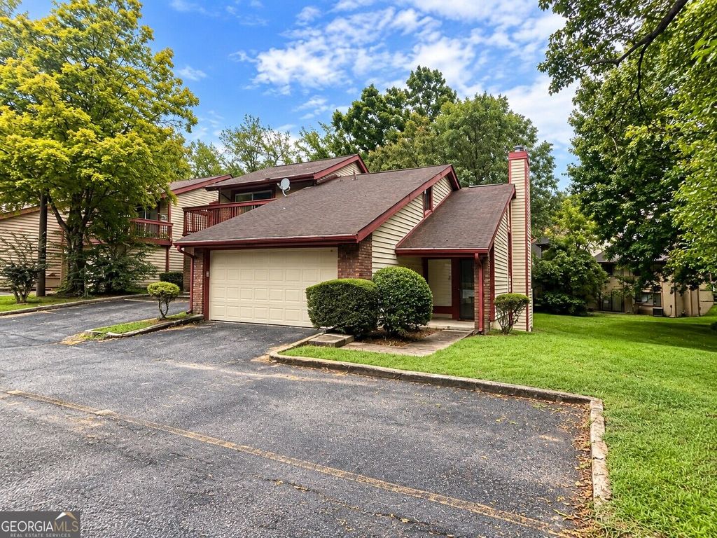 1086 Village Road, Stone Mountain, GA 30088 — photo 2